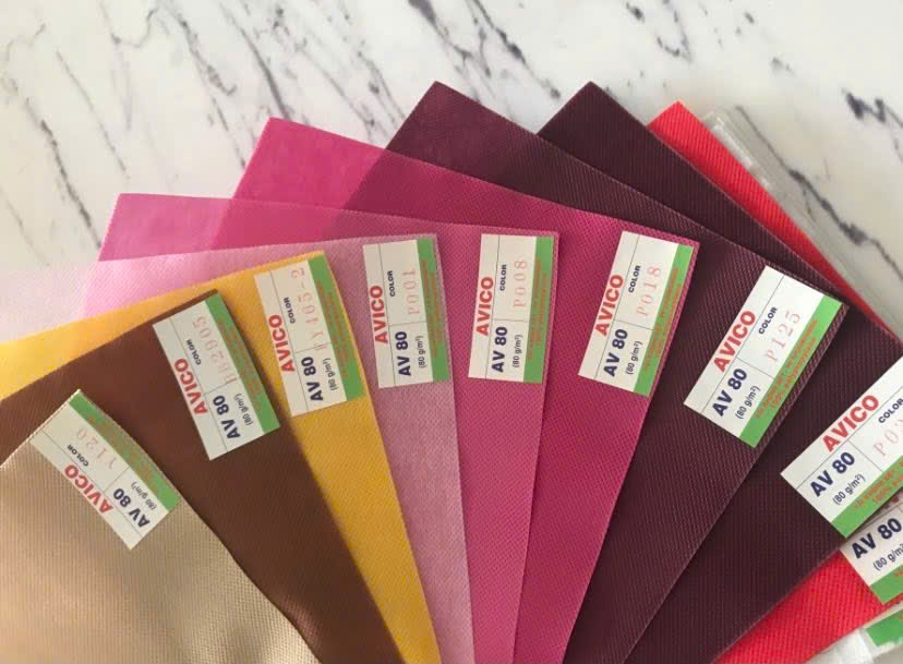 Vải không dệt, đủ màu, đủ định lượng